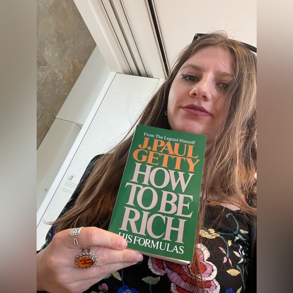 Meet your Posher, Gabriella - Picture 8 of 9